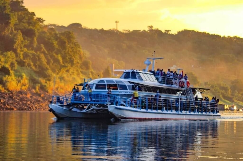 Catamarán 2